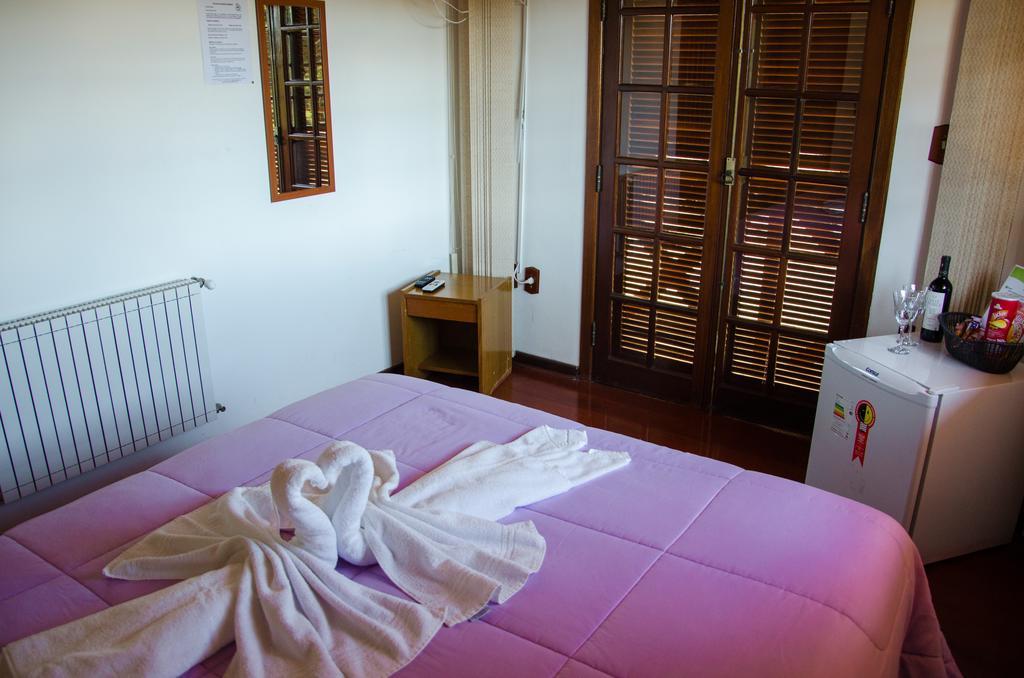 Recanto Brumas Bed & Breakfast Campos do Jordao Exterior photo