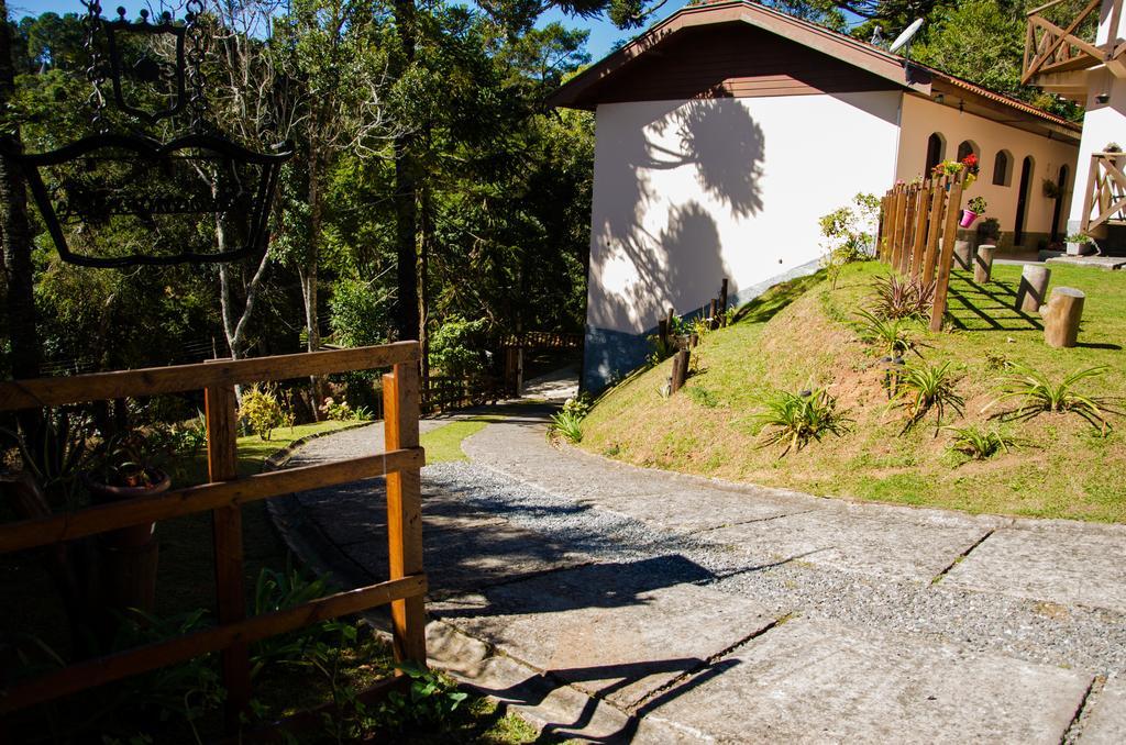 Recanto Brumas Bed & Breakfast Campos do Jordao Exterior photo